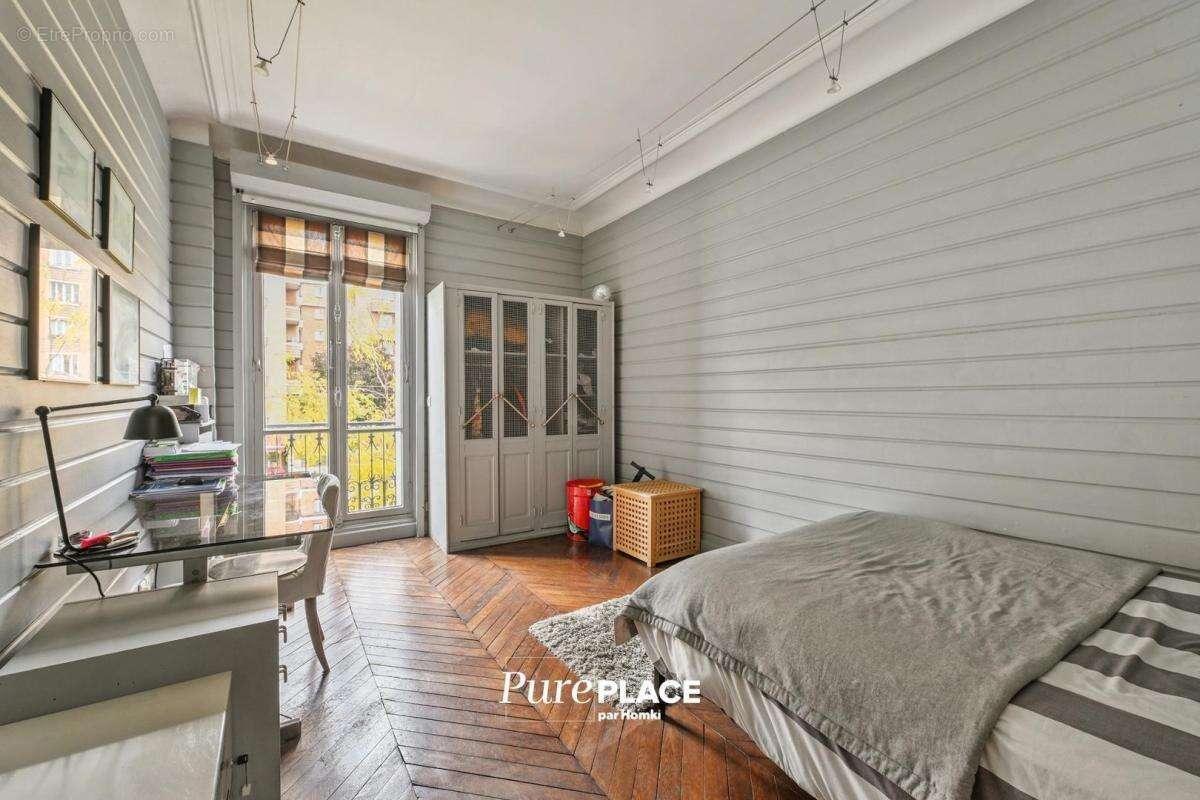 Maison à PARIS-17E