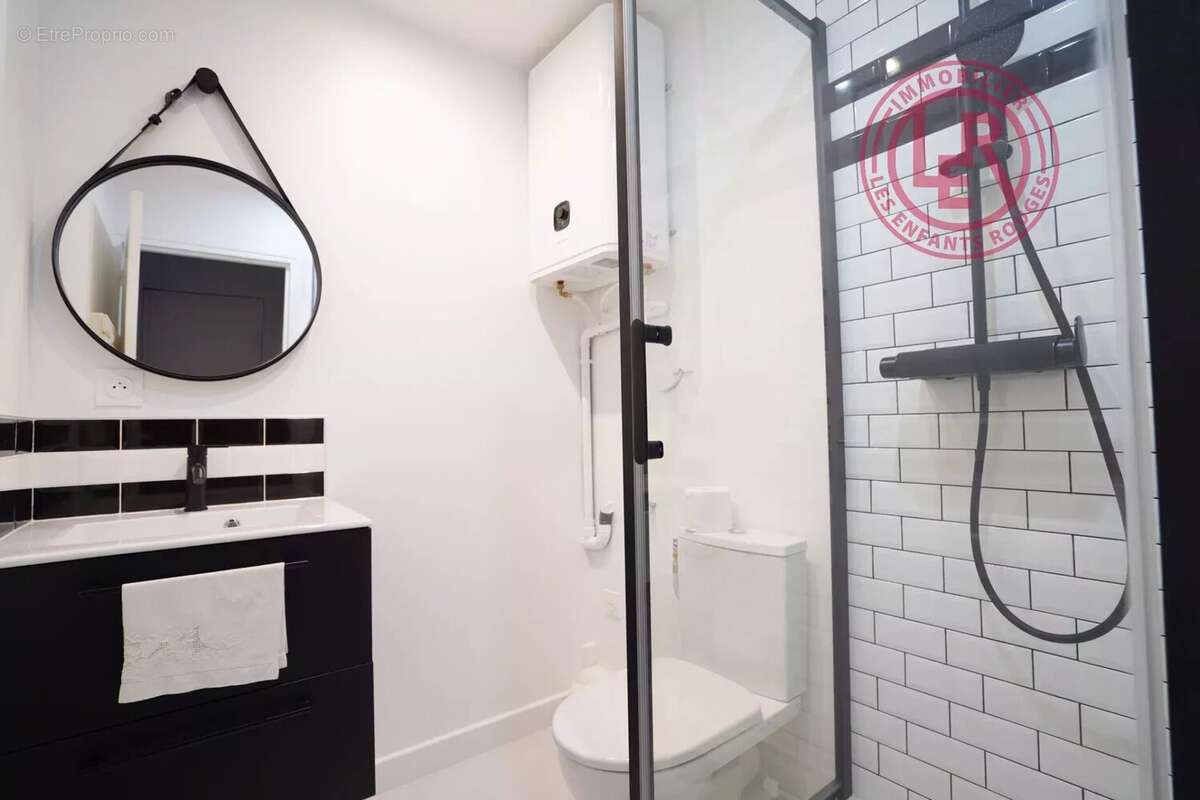 Appartement à PARIS-7E