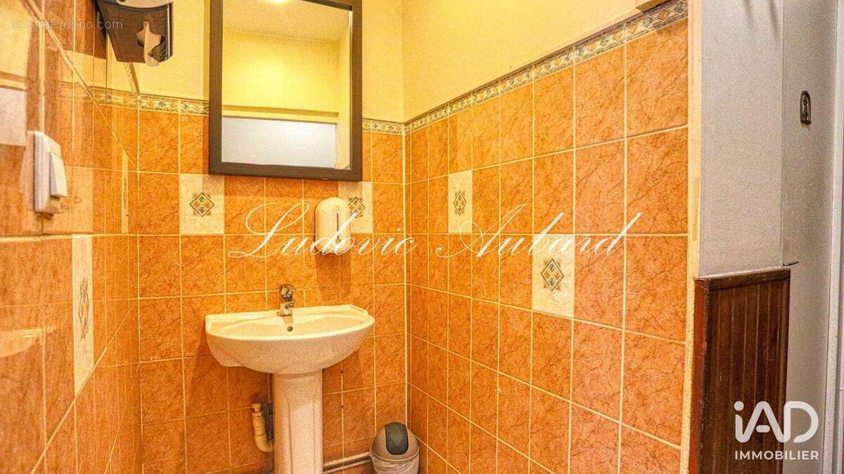 Photo 8 - Commerce à PONTOISE