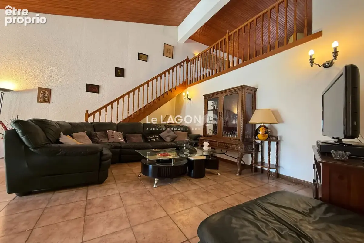 Maison 5 pièces 137 m² à vendre à Saint-Cyprien (66750) - photo 2