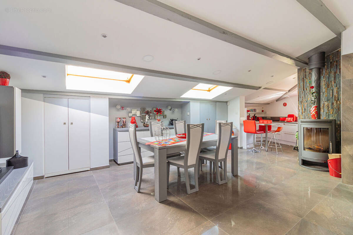 Maison à MARSEILLE-5E