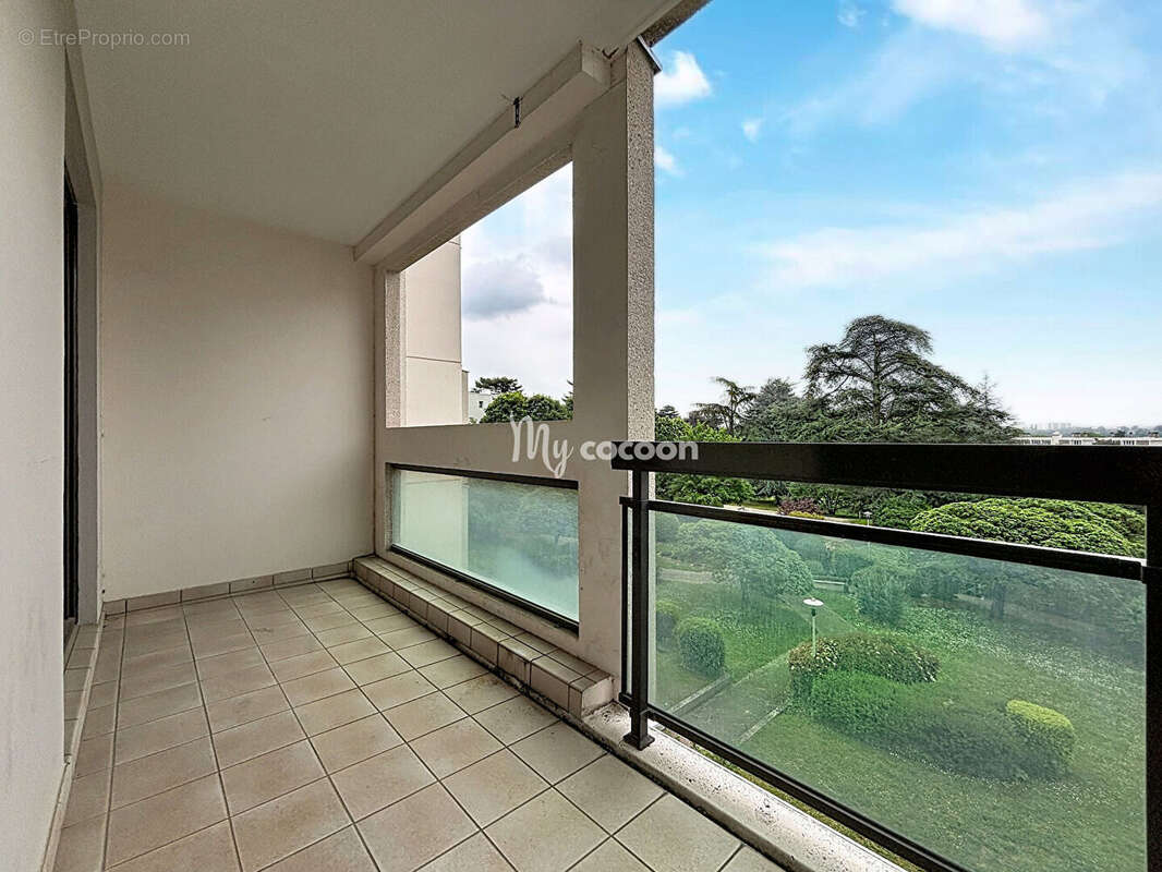 Appartement à LYON-9E