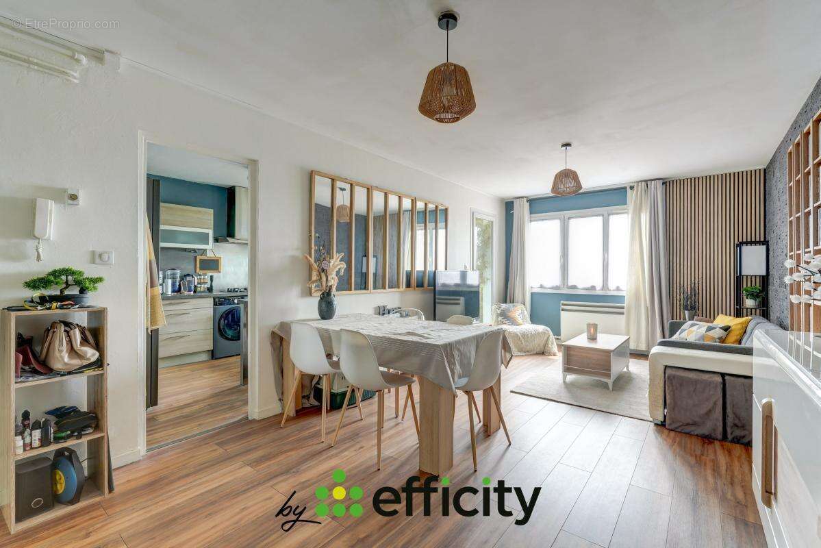 Appartement à SAINT-PRIEST