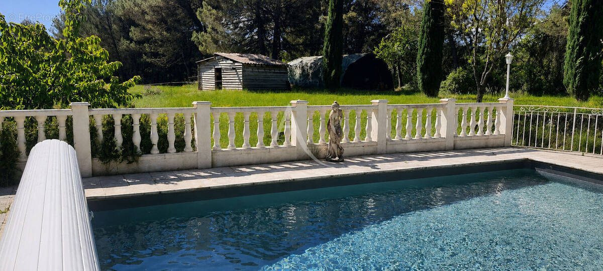 Maison à PIERREVERT