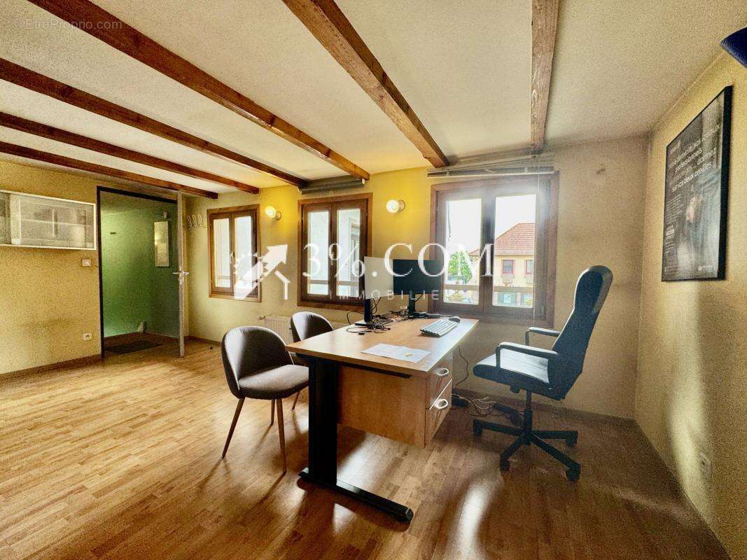 Commerce à HOCHFELDEN