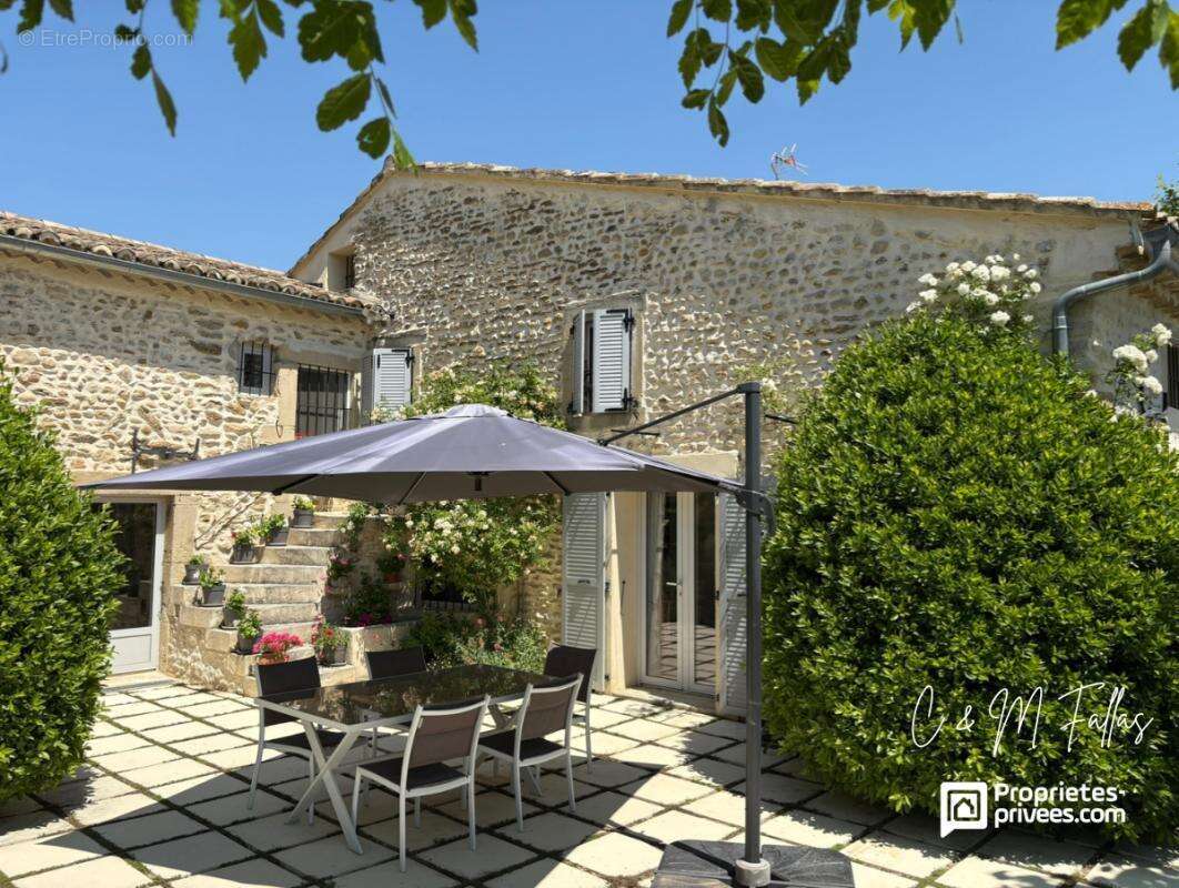 Le charme d'un mas provençal... le confort d'une demeure contemporaine - photo 4