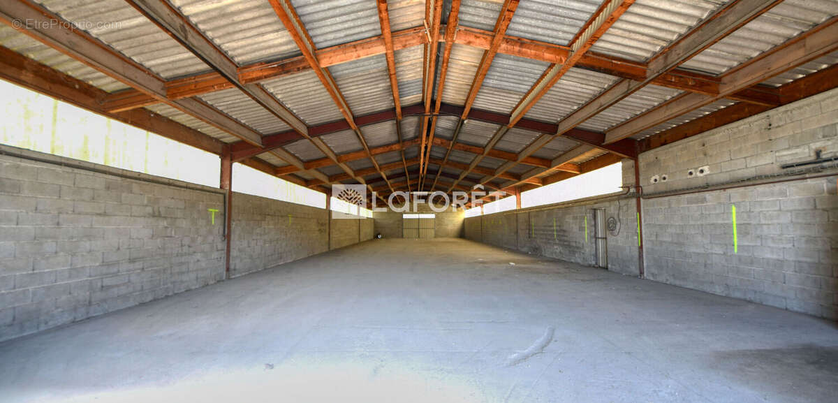 Local a vendre a graulhet - photo 2