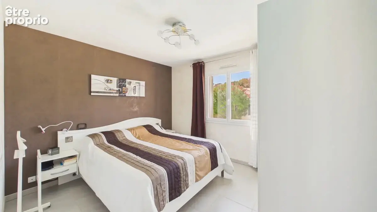 Saint-Laurent-des-Arbres , Villa de plain-pied 136 m² . 3 chambres . Piscine . Garage - photo 15