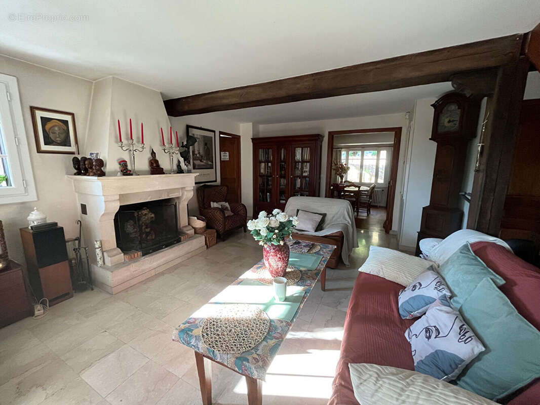 Maison à MONTMORENCY