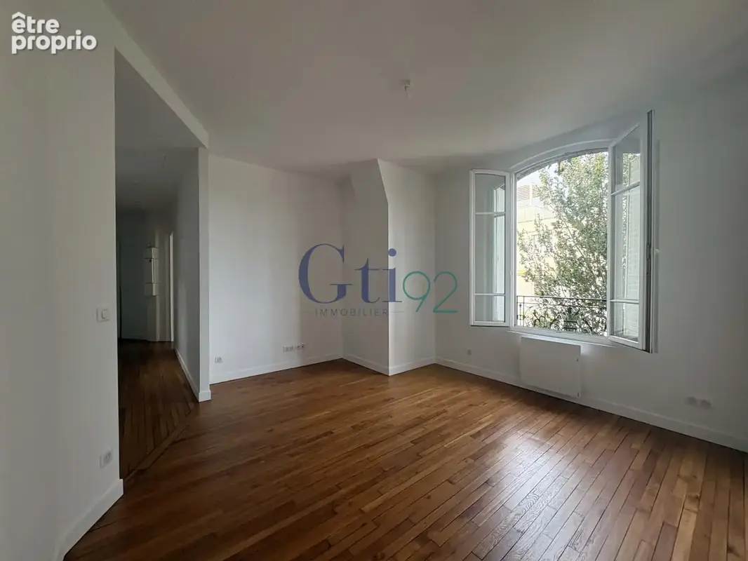 3 pieces en excellent etat au dernier etage - photo 1