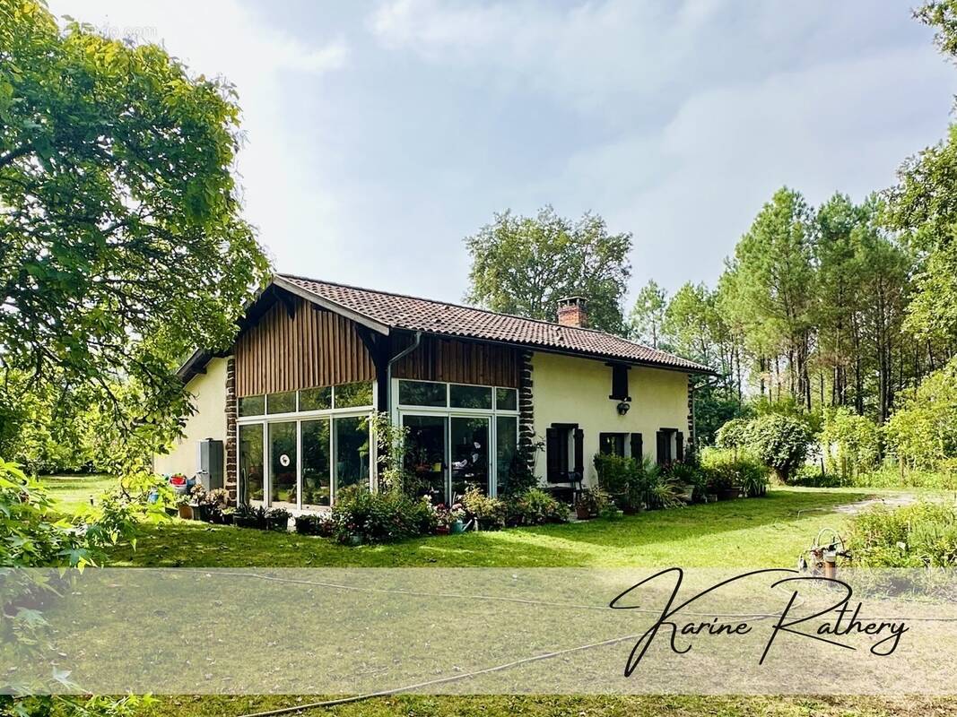 Maison à SAUGNACQ-ET-MURET