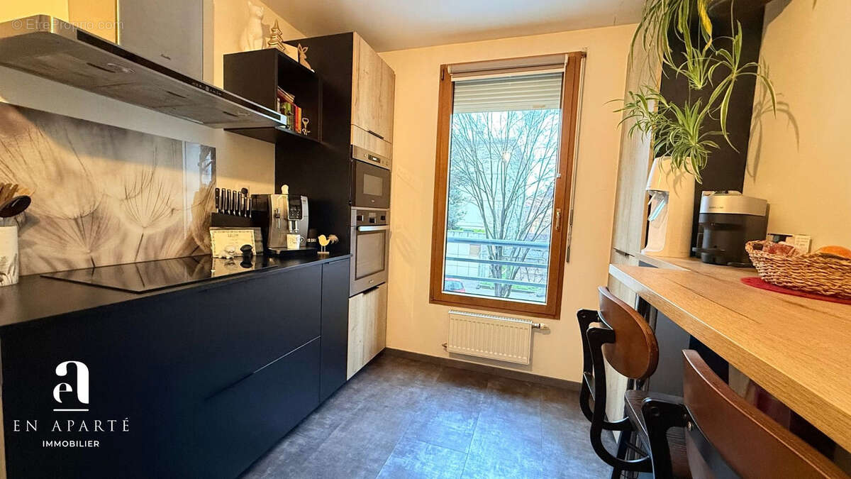 Appartement à LYON-8E