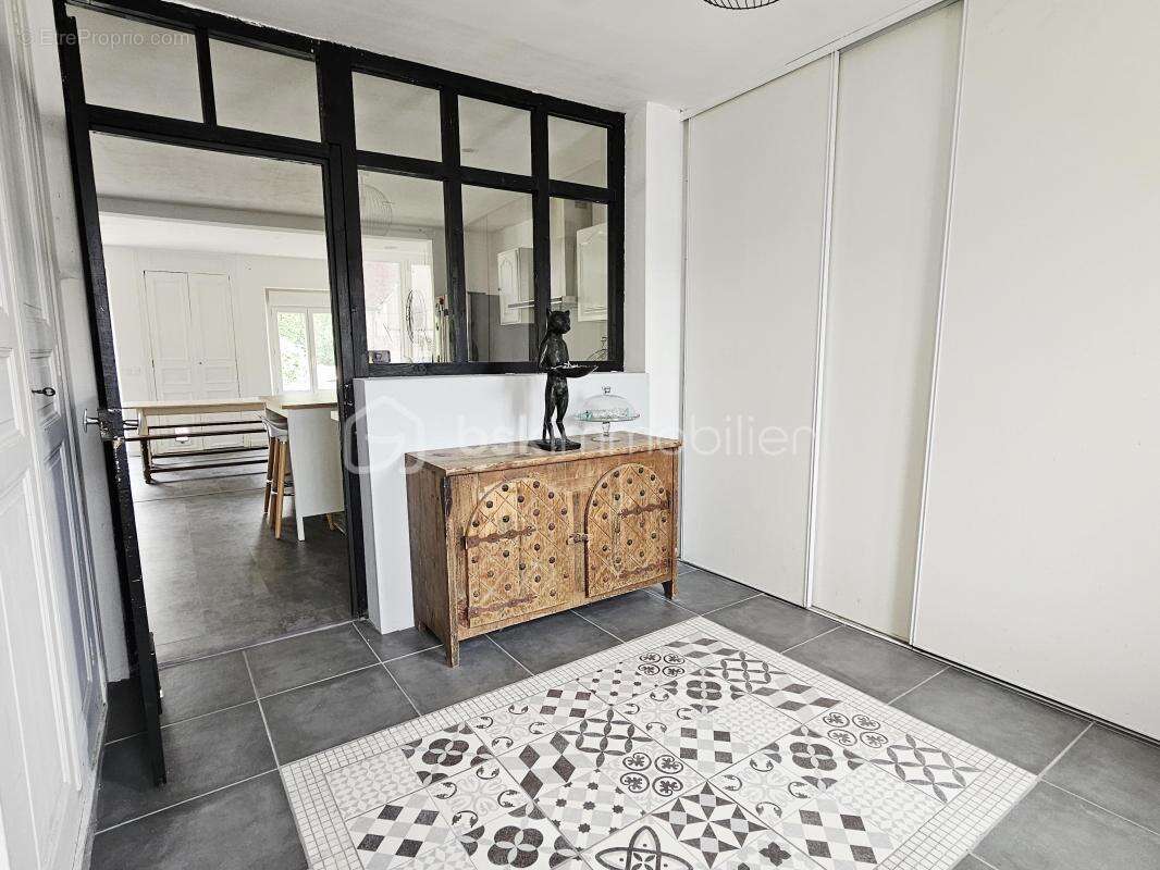 Maison à COULOMMIERS