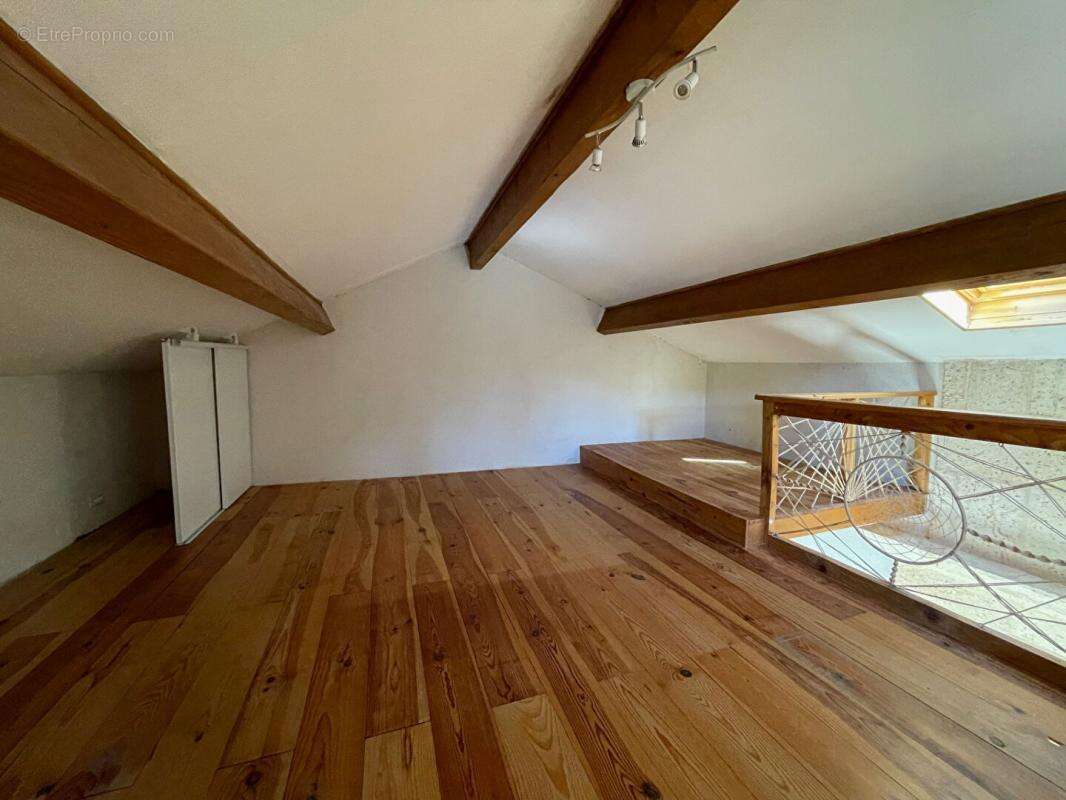 Maison en pierre  4 pièce(s) 88 m2 - photo 10