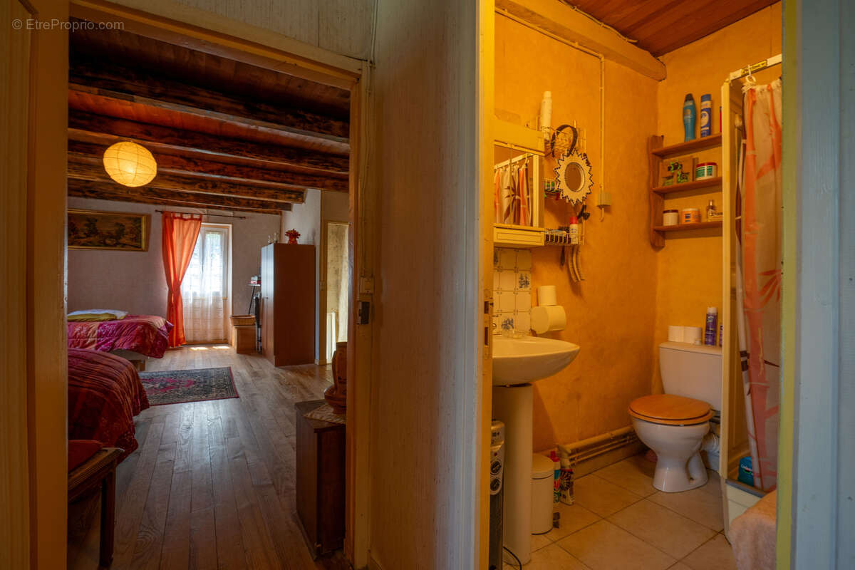 Maison à BAGAT-EN-QUERCY
