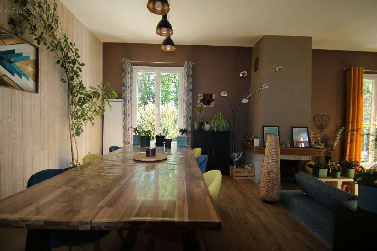 EXCLUSIVITÉ : Maison de Charme avec Vue Lac – Vaulx-Milieu (9 min Gare La Verpillière) - photo 17