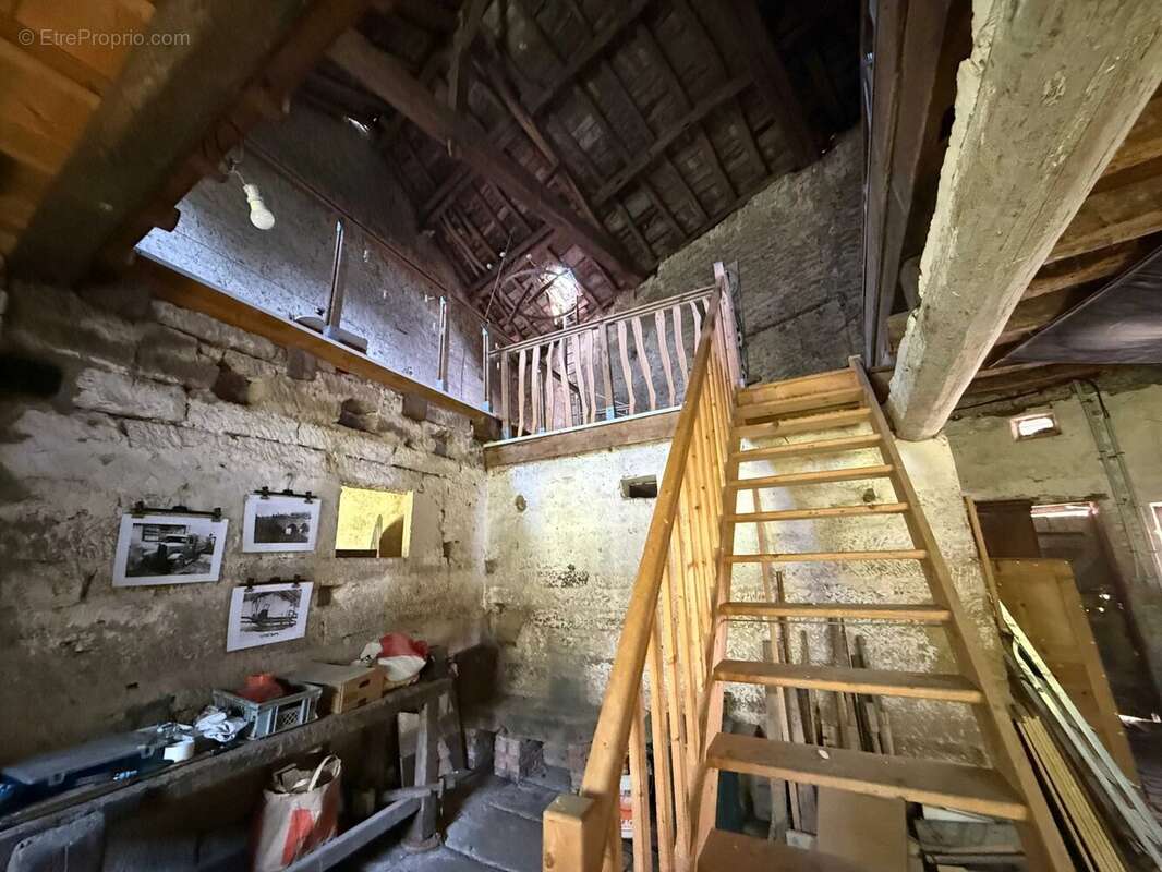 Magnifique manoir original dans un grand village avec toutes les commodités, situé au bord de la Saône - photo 38