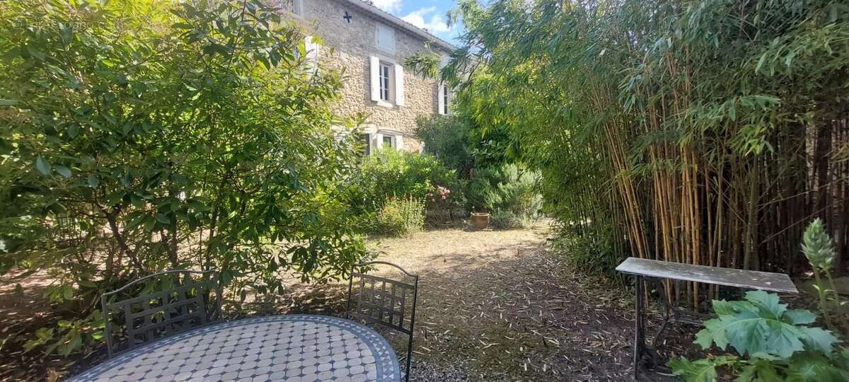 Maison à SAINT-MARTIN-D'ARDECHE