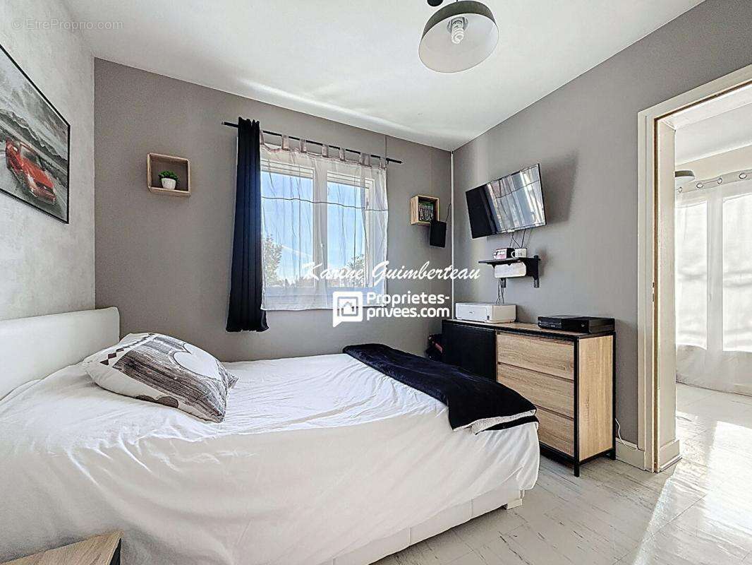 Maison à LALANDE-DE-POMEROL