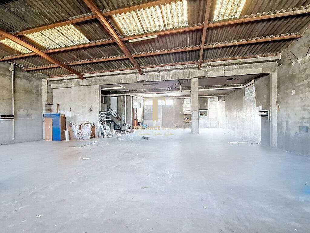 Commerce à CARCASSONNE