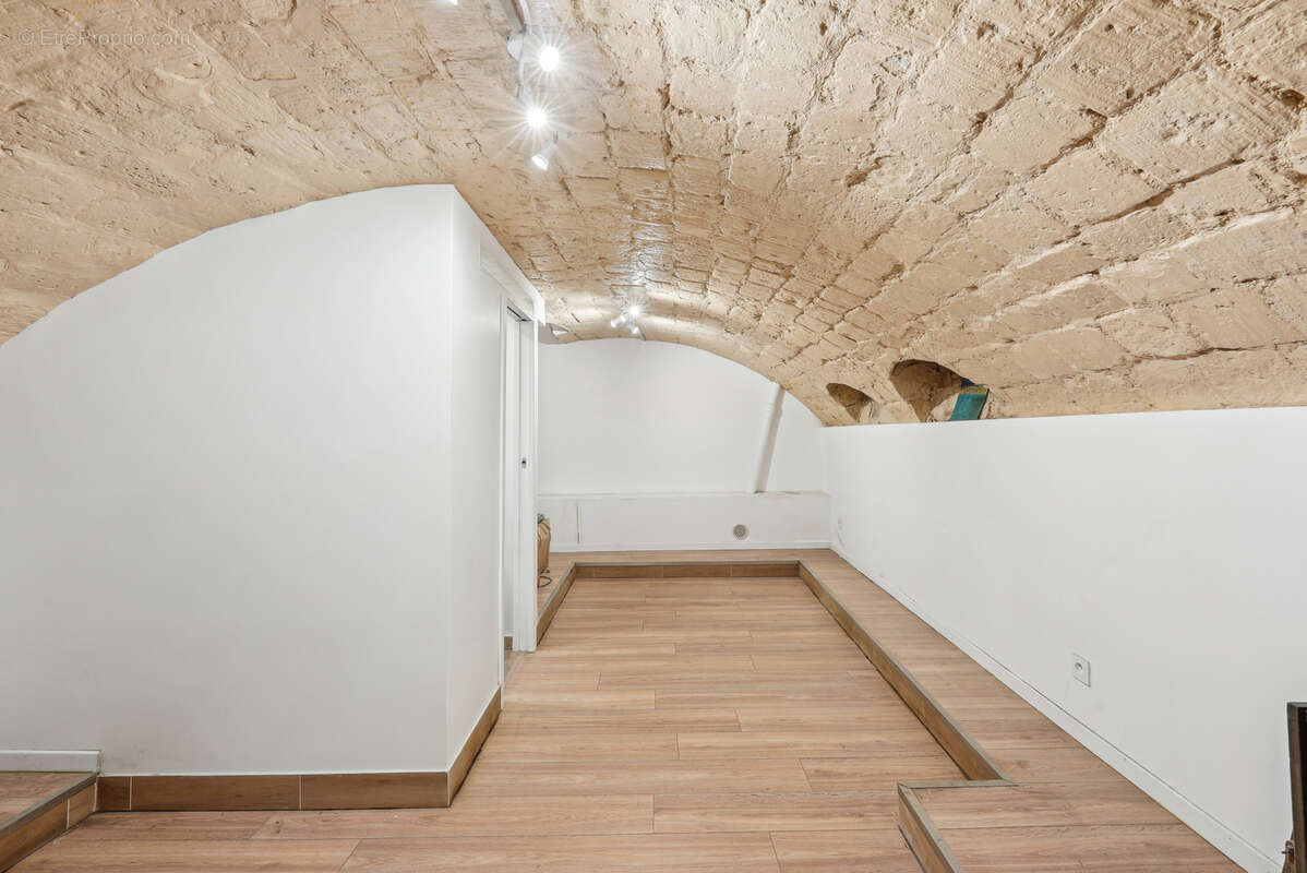 Appartement à PARIS-9E