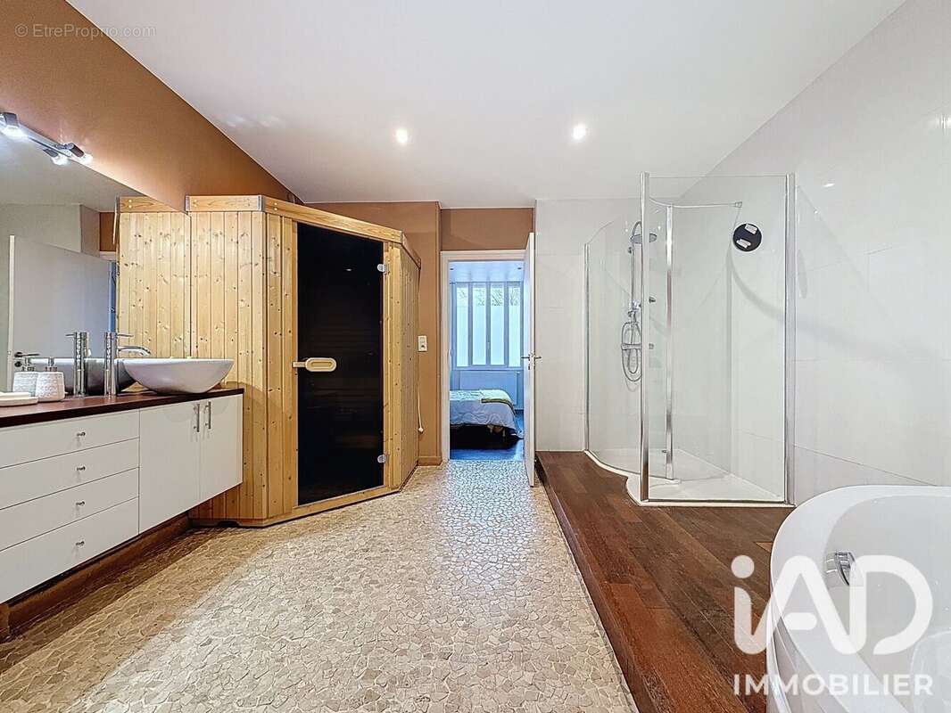 Appartement 206 m² à Dijon  - photo 6