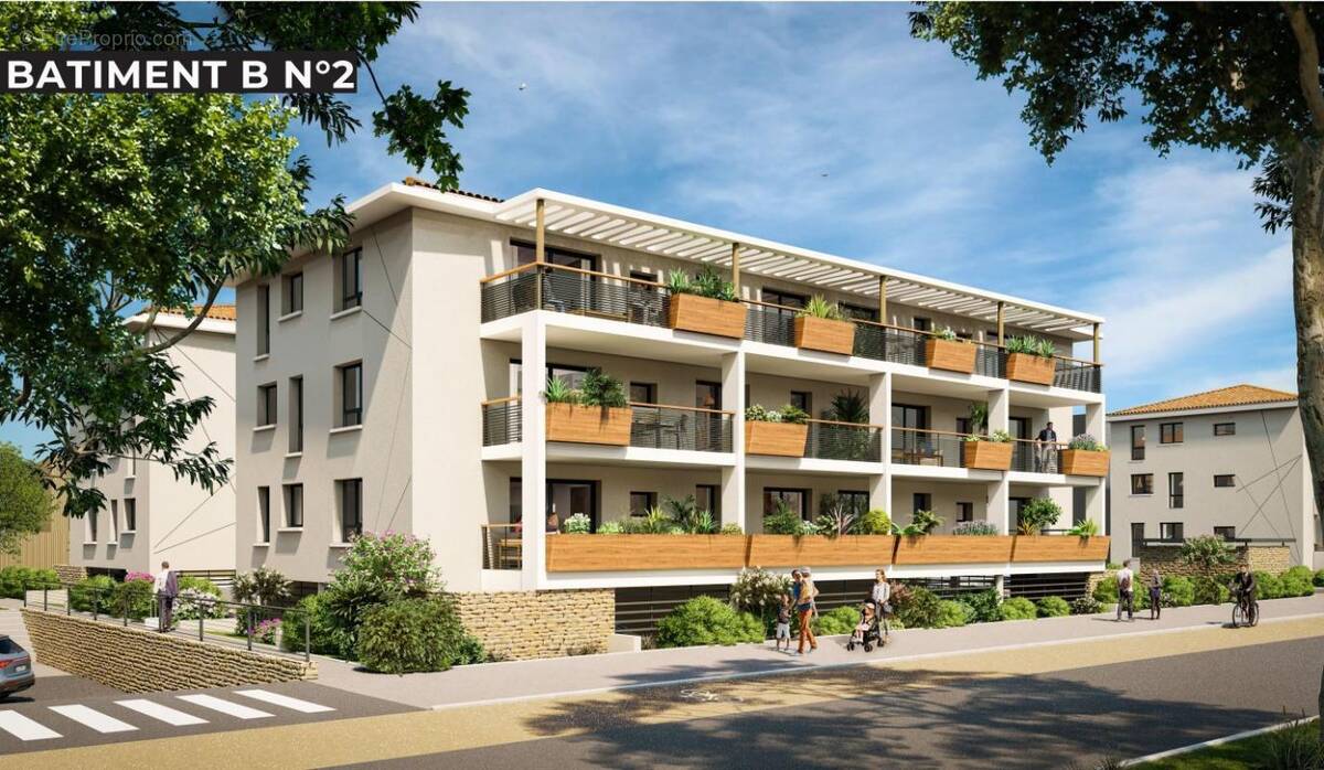 Appartement à SENAS