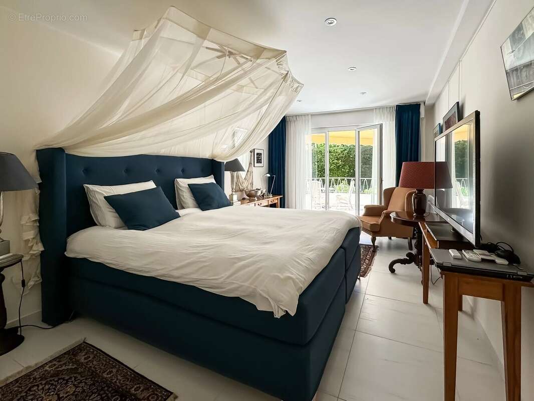 Appartement à VILLEFRANCHE-SUR-MER