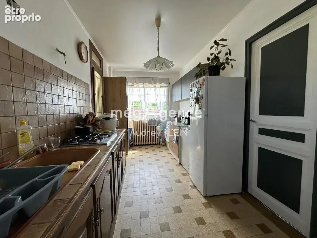Maison sur sous sol et terrain clos de 680m2 - photo 6