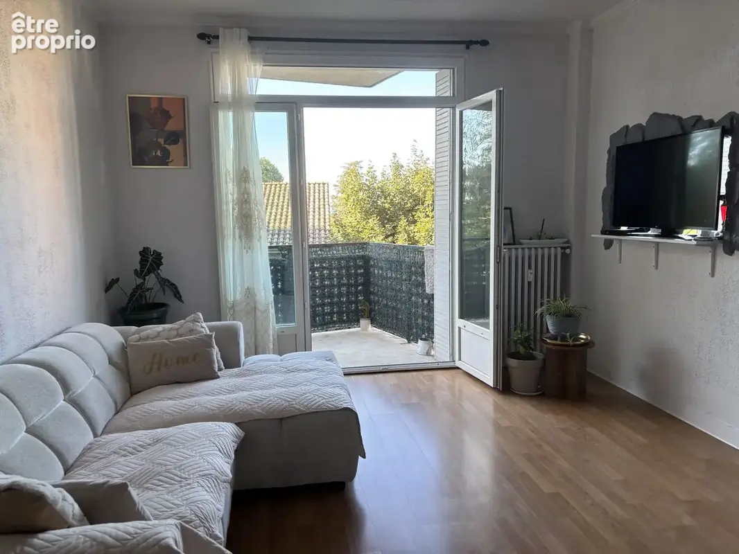 Photo Appartement à Aubenas au prix de 109 000€