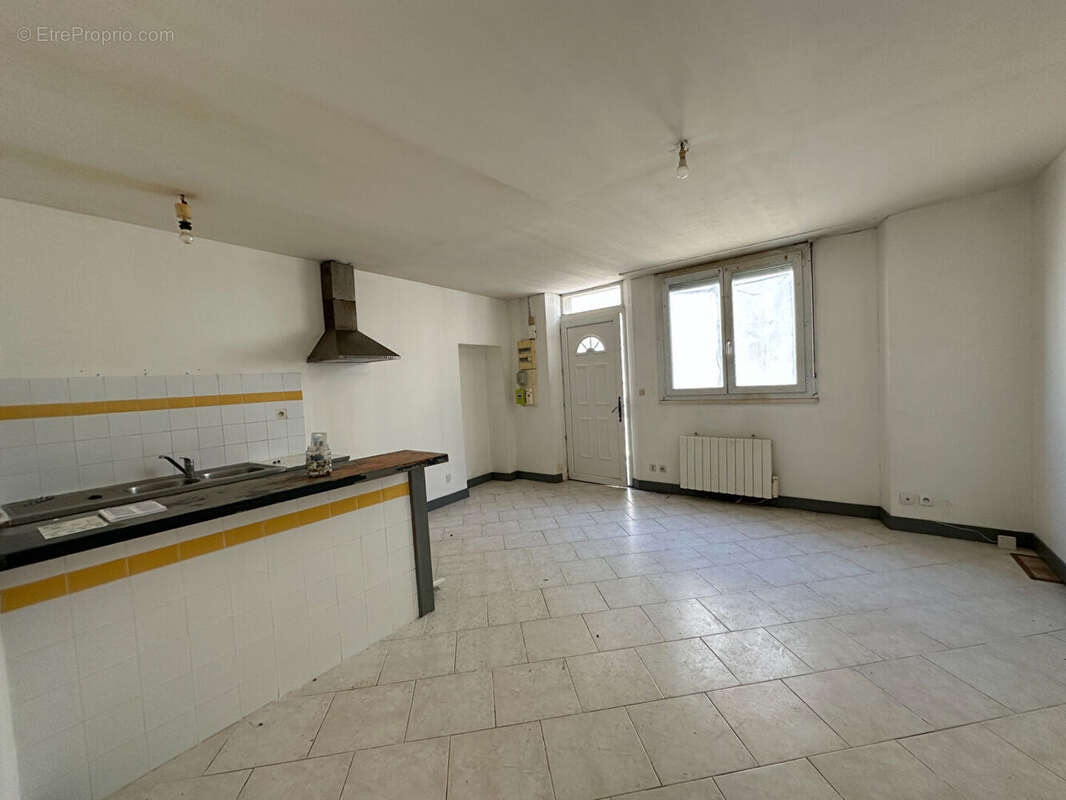 Appartement à MARENNES