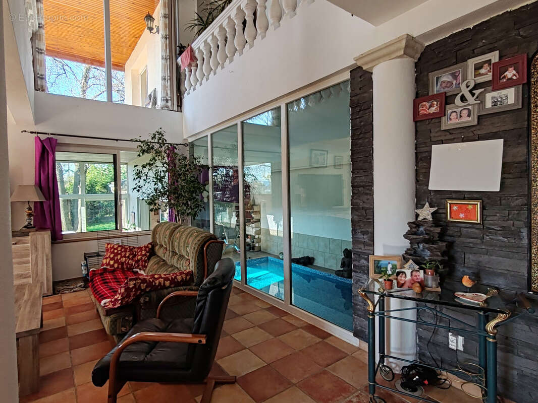 Maison à LIVRON-SUR-DROME