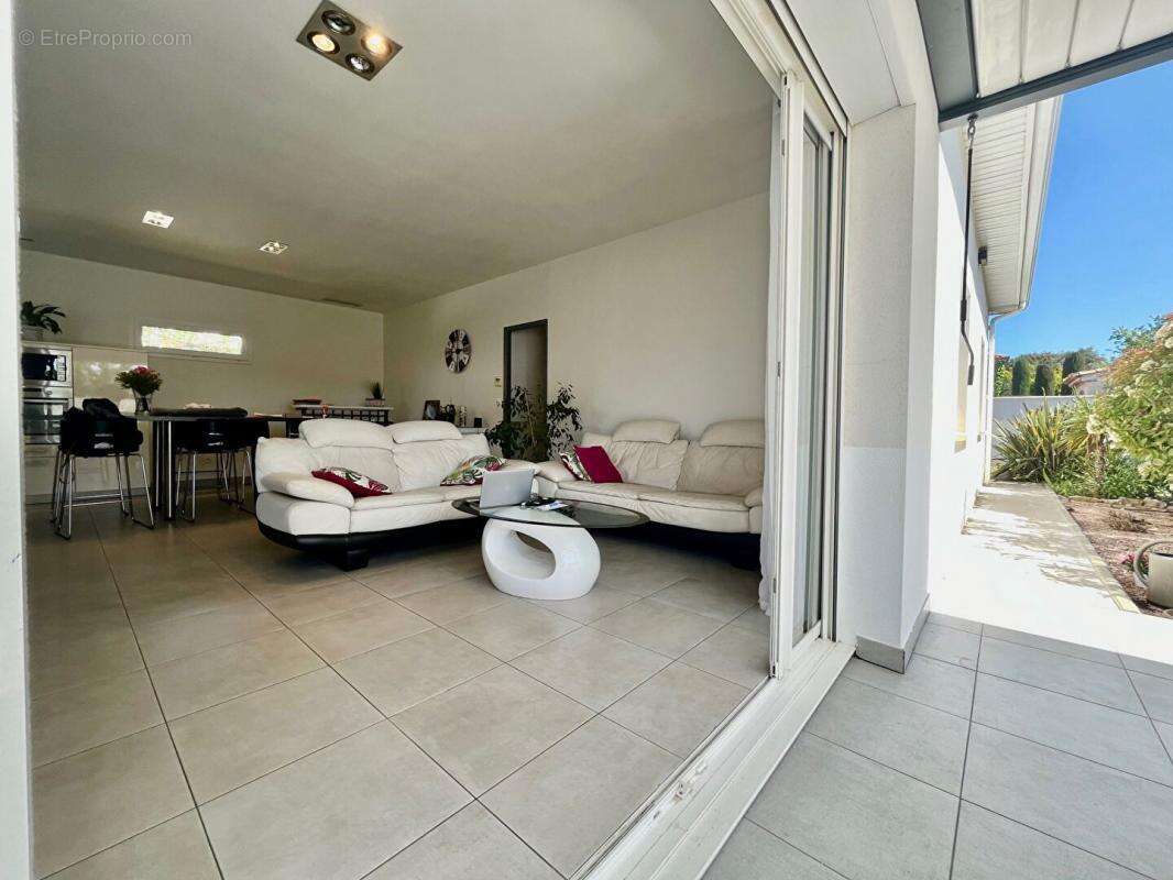 Maison à SAINT-JEAN-DE-VEDAS