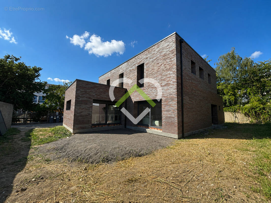Maison à VILLENEUVE-D'ASCQ