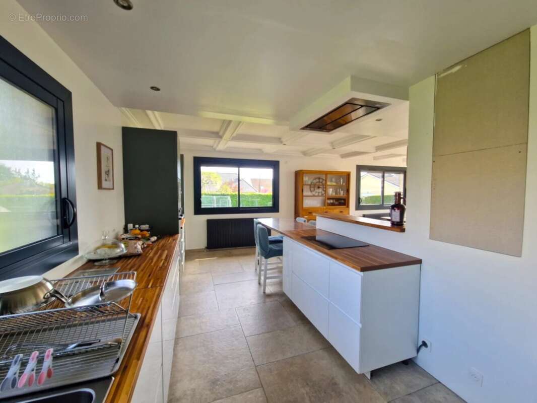 Maison à BRUYERES-LE-CHATEL