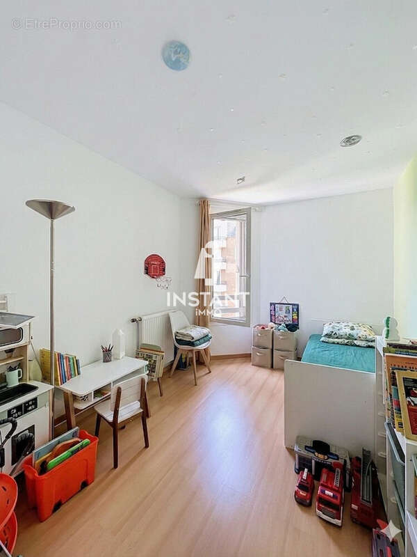 Appartement 68 m² à Creteil  - photo 8