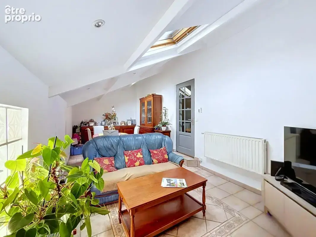 Maison 109 m² à Les Pavillons-Sous-Bois  - photo 2