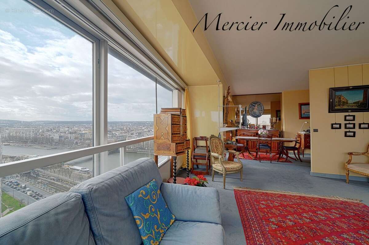 Appartement à PARIS-15E