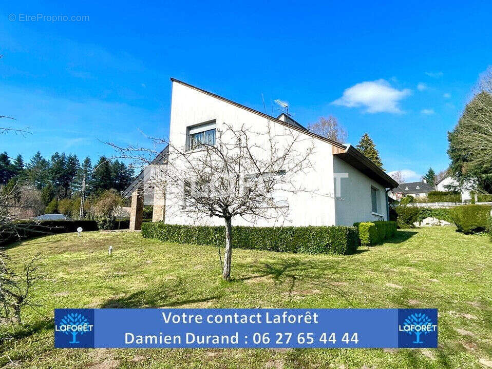 Maison à RIEUPEYROUX