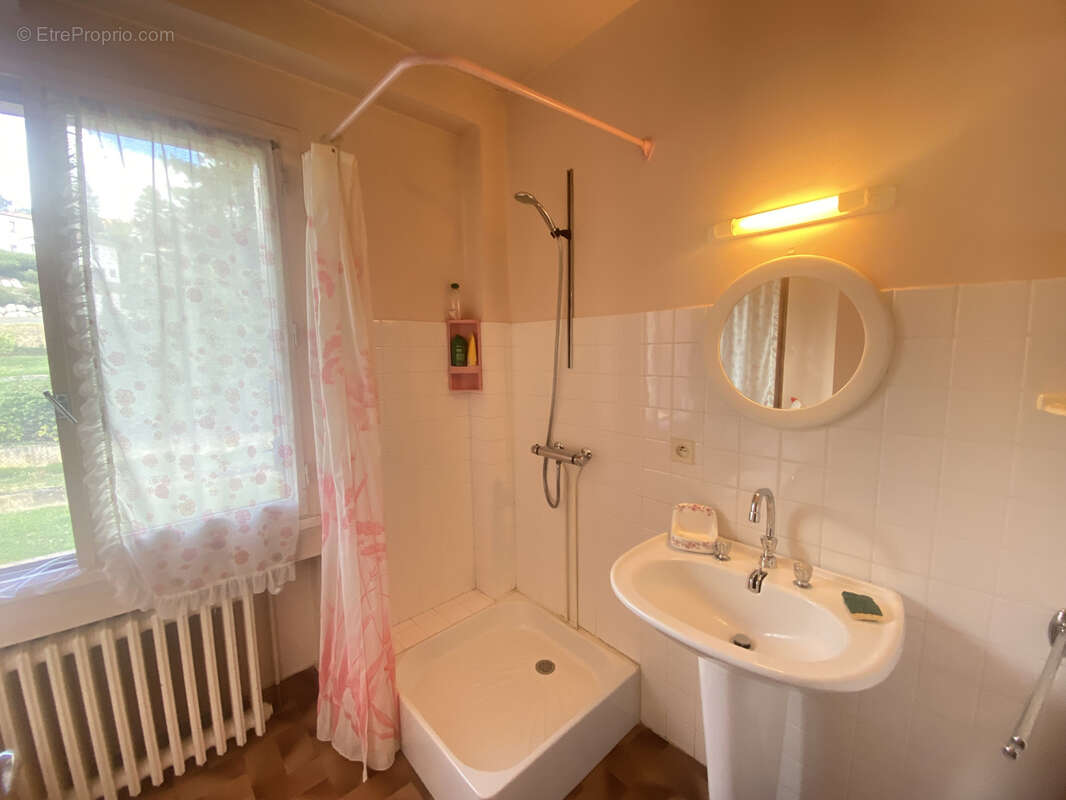 Maison à LA TALAUDIERE