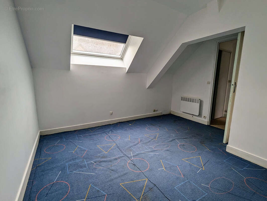 Maison à CHATEAU-RENAULT