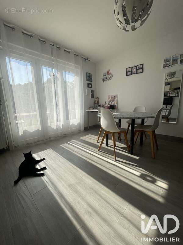 Maison 84 m² à Savigny-Le-Temple  - photo 3