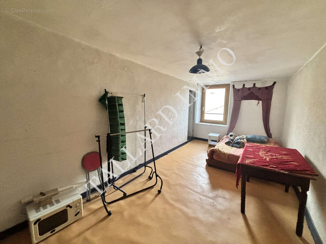Appartement à TALLARD