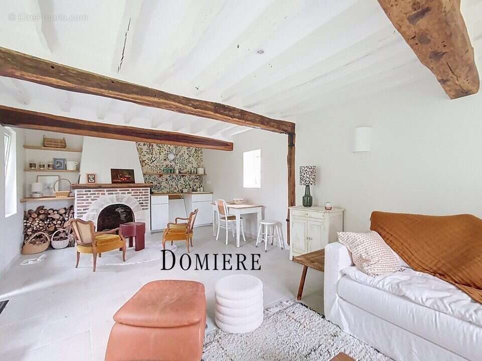 Maison à CHAMPIGNY-LA-FUTELAYE