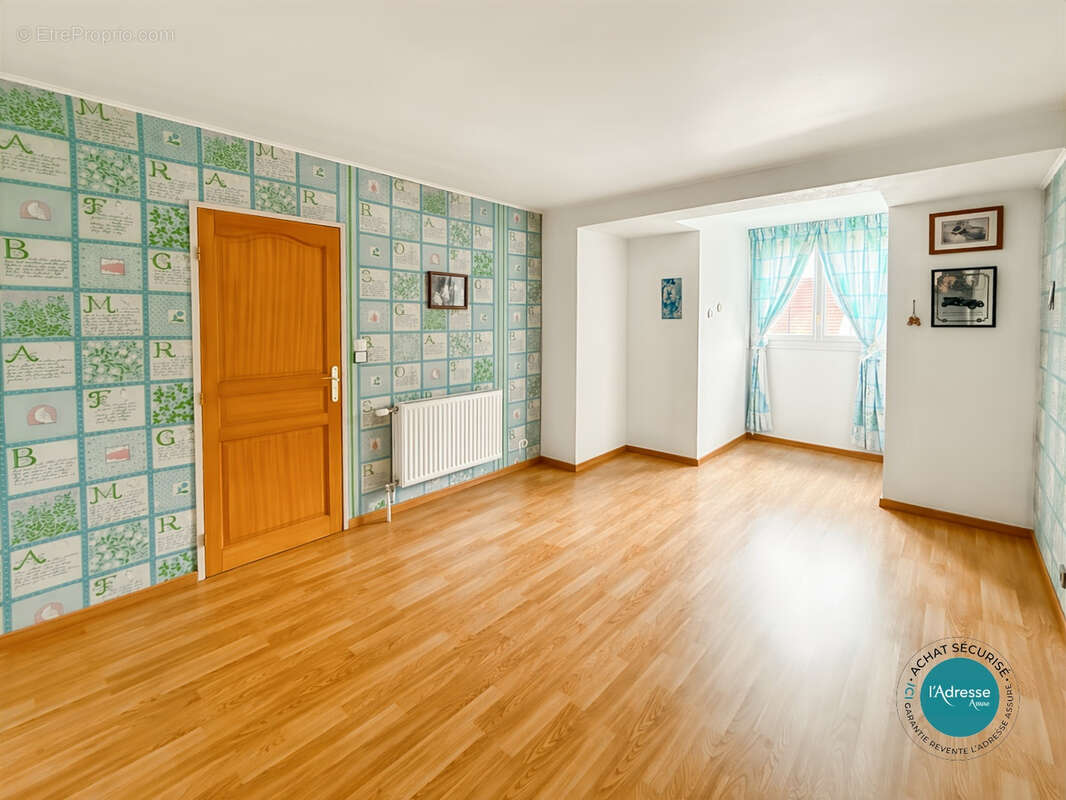 Maison à LA FERTE-ALAIS