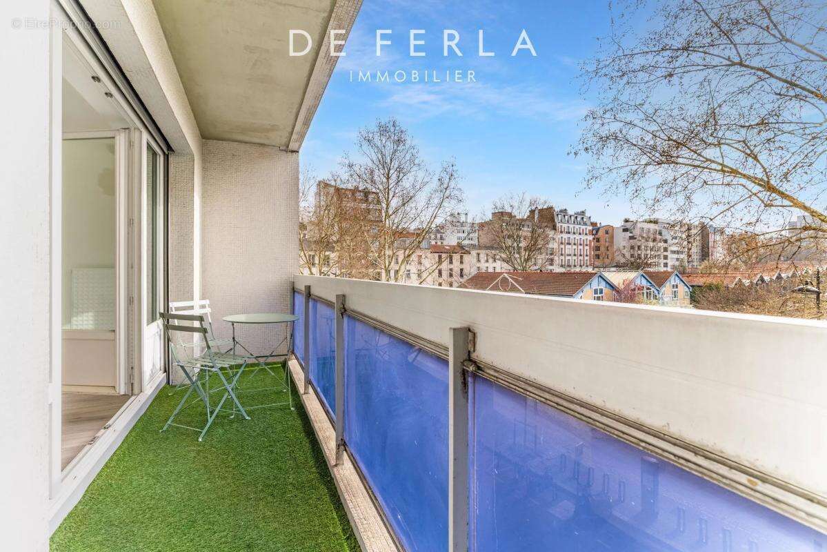 Appartement à PARIS-15E