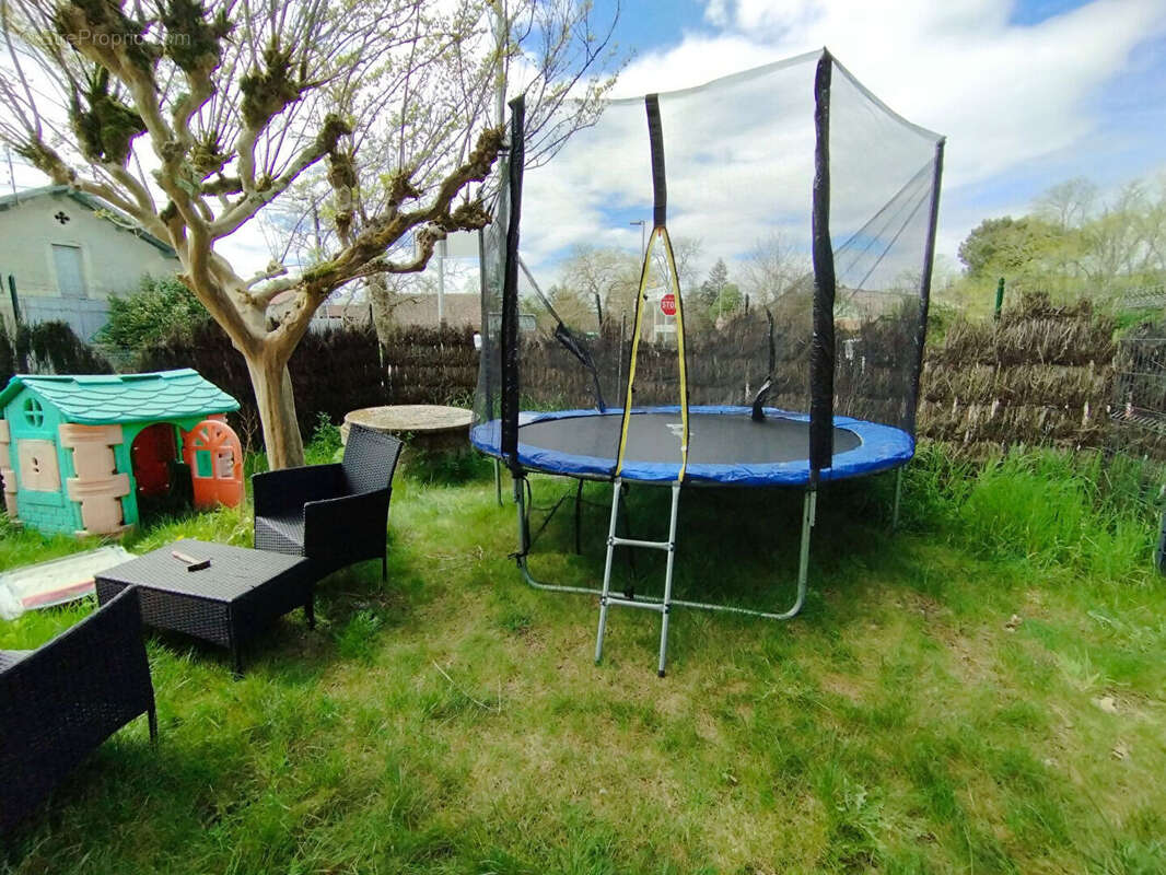 Appartement à LE BARP