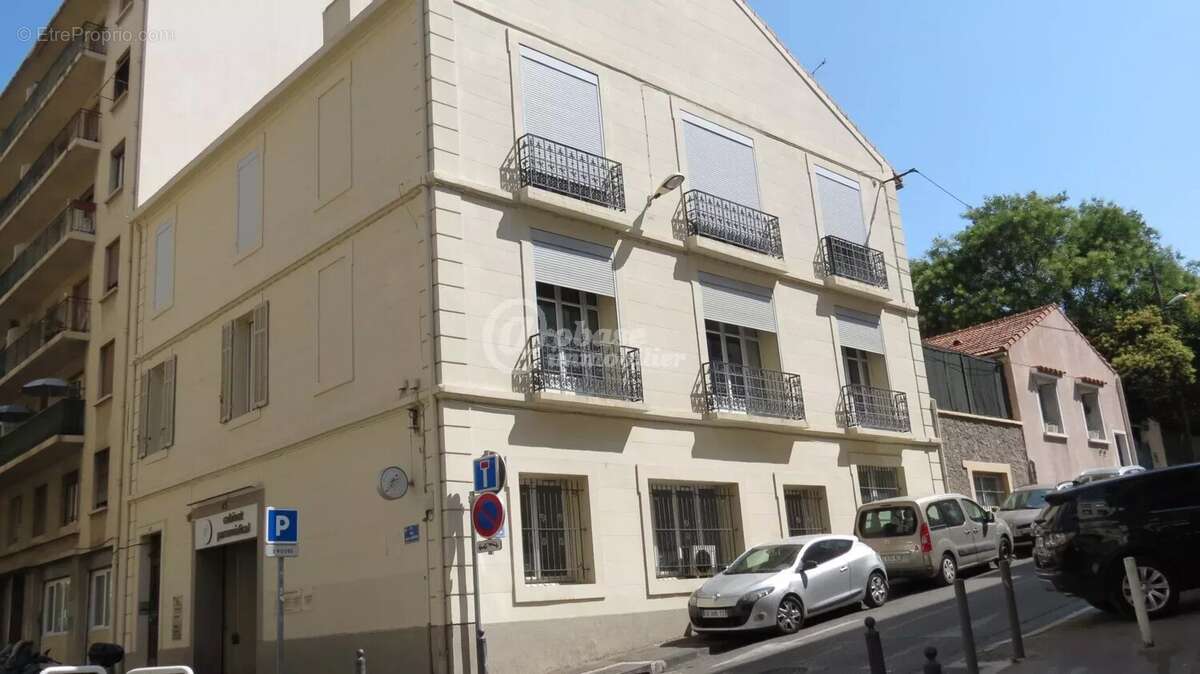 Appartement à MARSEILLE-5E