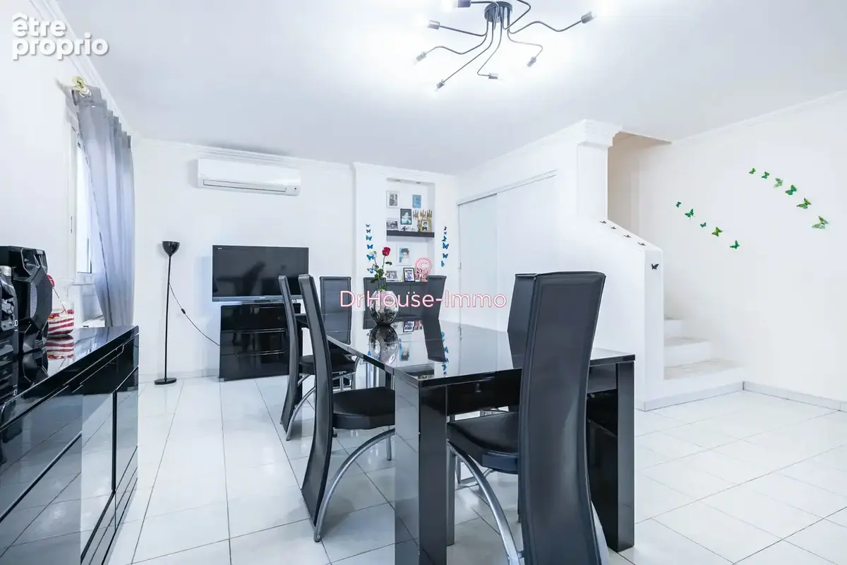 Maison 4 pièces 112 m² à vendre à Marseille-11e (13011) - photo 8