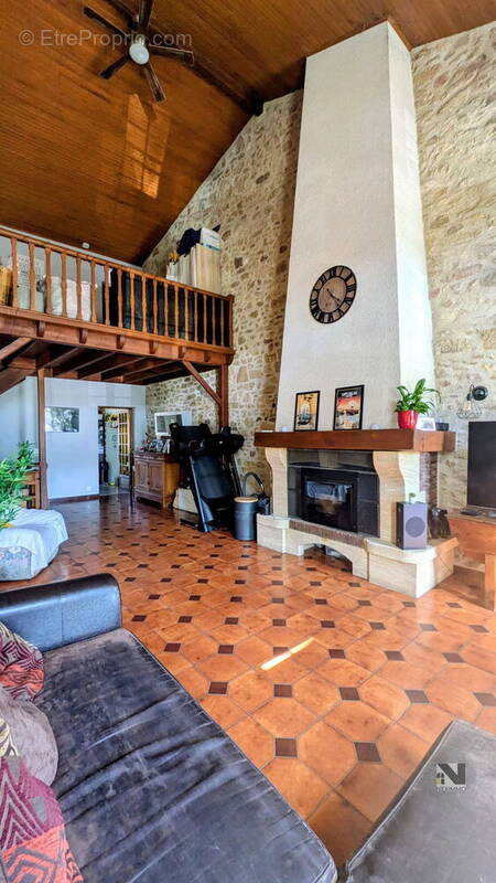 Maison à NEXON